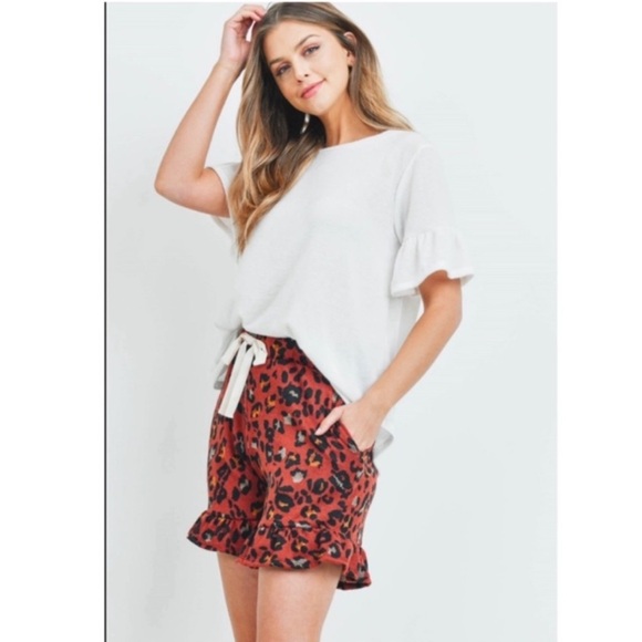 Animal🐆Print🐾PJ’s/Lounge Shorts Set - Picture 2 of 3